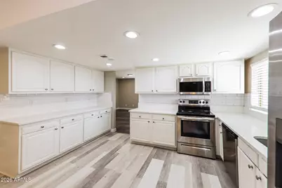 10215 N 35th Drive, Phoenix, AZ 85051 - Photo 3