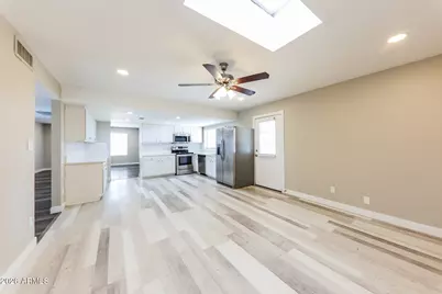 10215 N 35th Drive, Phoenix, AZ 85051 - Photo 19