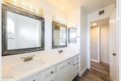 10215 N 35th Drive, Phoenix, AZ 85051 - Photo 13