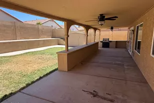 11303 W Lawrence Ln, Peoria, AZ 85345 - Photo 19