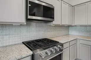 20133 N 267th Dr, Buckeye, AZ 85396 - Photo 9
