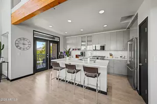 914 E Osborn Rd, Phoenix, AZ 85014 - Photo 13