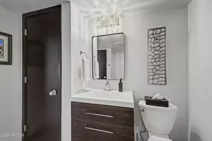 914 E Osborn Rd, Phoenix, AZ 85014 - Photo 35