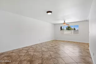 4001 S Hazelton Ln, Tempe, AZ 85282 - Photo 5