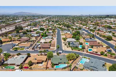 4001 S Hazelton Lane, Tempe, AZ 85282 - Photo 71