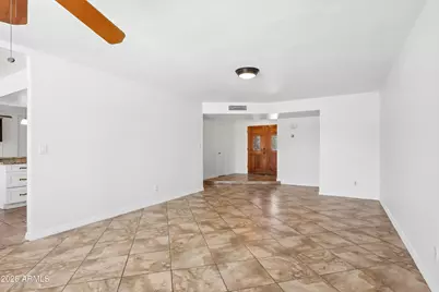 4001 S Hazelton Lane, Tempe, AZ 85282 - Photo 7