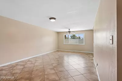 4001 S Hazelton Lane, Tempe, AZ 85282 - Photo 7