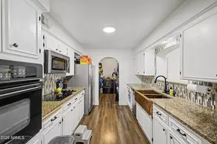 1335 E 8th St, Mesa, AZ 85203 - Photo 13