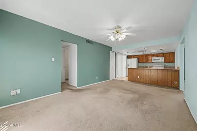 5212 E Tamblo Drive, Phoenix, AZ 85044 - Photo 7