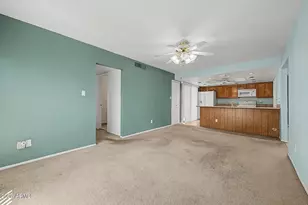 5212 E Tamblo Dr, Phoenix, AZ 85044 - Photo 7