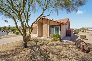 5212 E Tamblo Dr, Phoenix, AZ 85044 - Photo 3