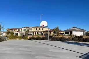 7954 W Medlock Dr, Glendale, AZ 85303 - Photo 25