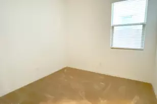 7954 W Medlock Dr, Glendale, AZ 85303 - Photo 17