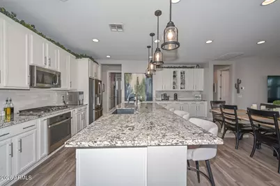 26733 N 68th Lane, Peoria, AZ 85383 - Photo 13
