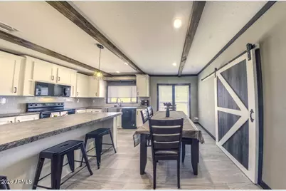 43283 W Earll Drive, Tonopah, AZ 85354 - Photo 7