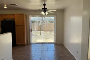 6027 W Encinas Ln, Phoenix, AZ 85043 - Photo 7