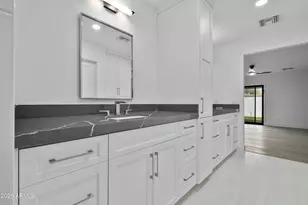 8512 E Via De La Escuela --, Scottsdale, AZ 85258 - Photo 11