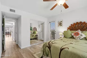 8651 E Royal Palm Rd, Scottsdale, AZ 85258 - Photo 19