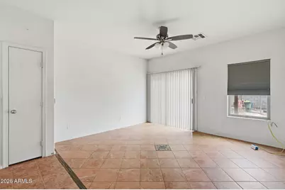 641 W Jahns Court, Casa Grande, AZ 85122 - Photo 11