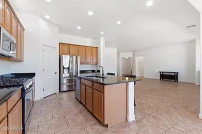 674 E Sipapu Drive, Gilbert, AZ 85297 - Photo 9