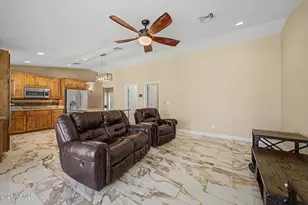 802 E Roberts Rd, Phoenix, AZ 85022 - Photo 5