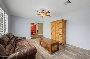 802 E Roberts Rd, Phoenix, AZ 85022 - Photo 3