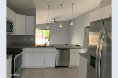 6611 W Desert Hollow Drive, Phoenix, AZ 85083 - Photo 3
