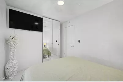 7719 E McKinley Street, Scottsdale, AZ 85257 - Photo 13