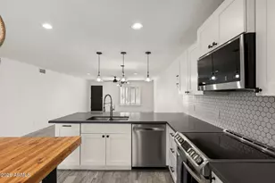 8348 E Solano Dr, Scottsdale, AZ 85250 - Photo 11