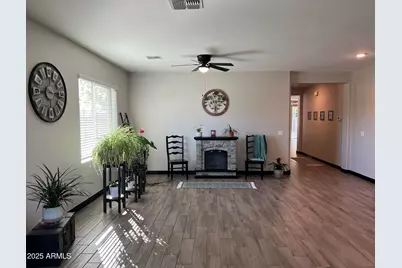 10605 W Catalina Drive, Avondale, AZ 85392 - Photo 7