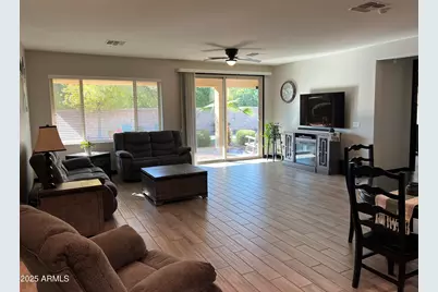 10605 W Catalina Drive, Avondale, AZ 85392 - Photo 15