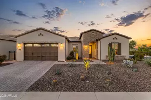 362 E Veterans Wy, Queen Creek, AZ 85140 - Photo 5