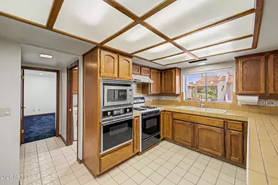 6555 N Maryland Circle, Phoenix, AZ 85013 - Photo 17