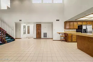 6555 N Maryland Cir, Phoenix, AZ 85013 - Photo 9