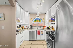 1915 N Avenida De Palmas, Casa Grande, AZ 85122 - Photo 9