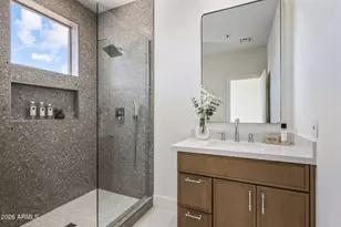 7676 E Tuckey Ln, Scottsdale, AZ 85250 - Photo 25
