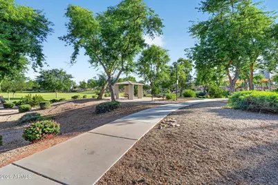 954 E Devon Drive, Gilbert, AZ 85296 - Photo 37