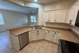 39508 N Prairie Ln, Anthem, AZ 85086 - Photo 5