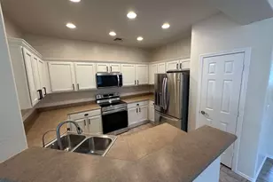 39508 N Prairie Ln, Anthem, AZ 85086 - Photo 3
