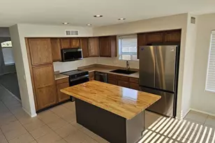 8021 S 47th Ln, Laveen, AZ 85339 - Photo 3