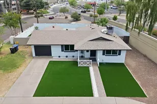 1749 E Medlock Dr, Phoenix, AZ 85016 - Photo 3