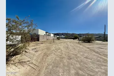 2237 E Desert Lane, Phoenix, AZ 85042 - Photo 7