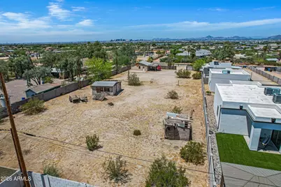 2237 E Desert Lane, Phoenix, AZ 85042 - Photo 19