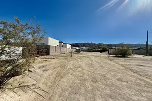 2241 E Desert Ln, Phoenix, AZ 85042 - Photo 7