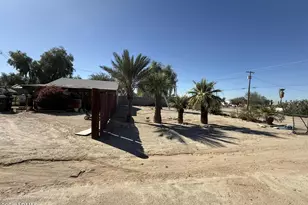 2241 E Desert Ln, Phoenix, AZ 85042 - Photo 9