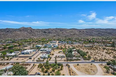 2241 E Desert Lane, Phoenix, AZ 85042 - Photo 25