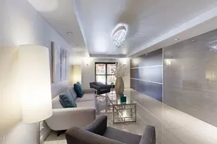 7950 E Camelback Rd, Scottsdale, AZ 85251 - Photo 19