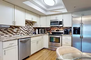 7950 E Camelback Rd, Scottsdale, AZ 85251 - Photo 5