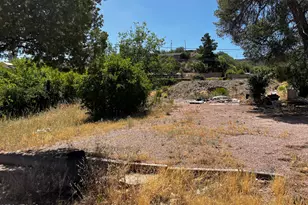 831 Merritt St, Miami, AZ 85539 - Photo 1