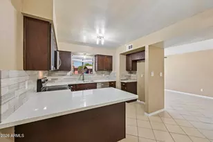 113 N Ridge Cir, Mesa, AZ 85203 - Photo 11